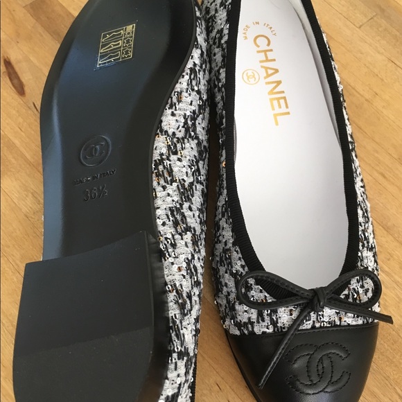 Chanel Tweed Sequin Grosgrain Cap Toe Ballet Flats 36.5  Auth CHANEL Classic sequin tweed Ballerina size6.5